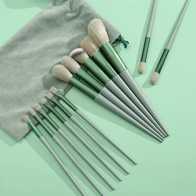 Glam Essentials: 13-Piece Makeup Brush Collection